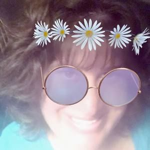 Meet your Posher, Lori